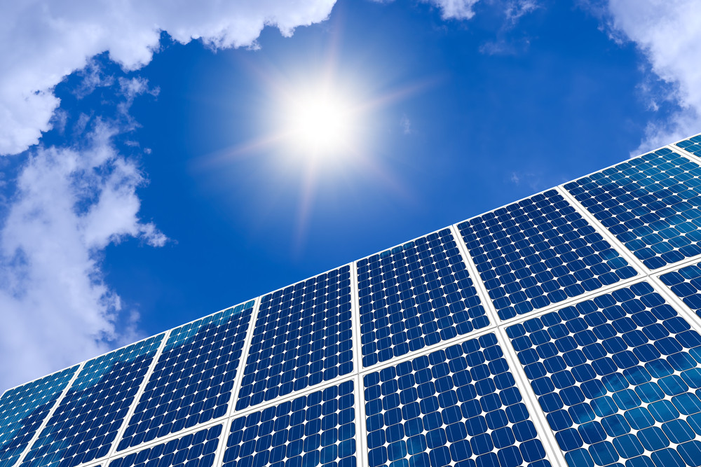 グリーン投資減税で大型節税－太陽光発電設備は即時償却可能
